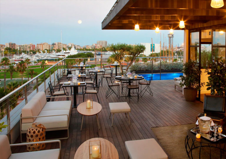 exterior2 - Tienda de muebles en Pamplona